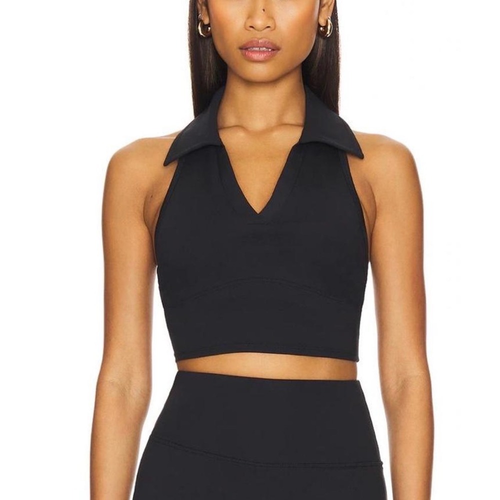 Aritzia sz M Babaton Contour Black Collared V- Neck Polo Tank Second Skin Luxe